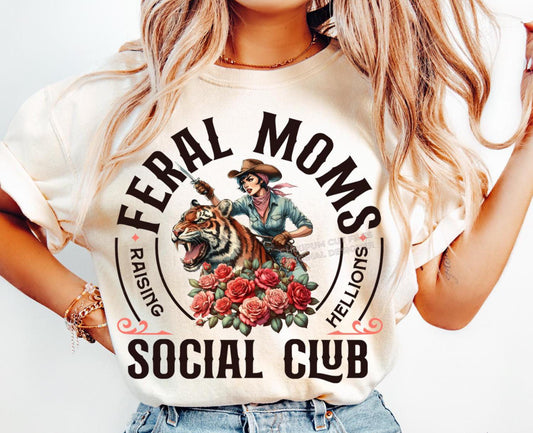 Feral Mom‘s social club