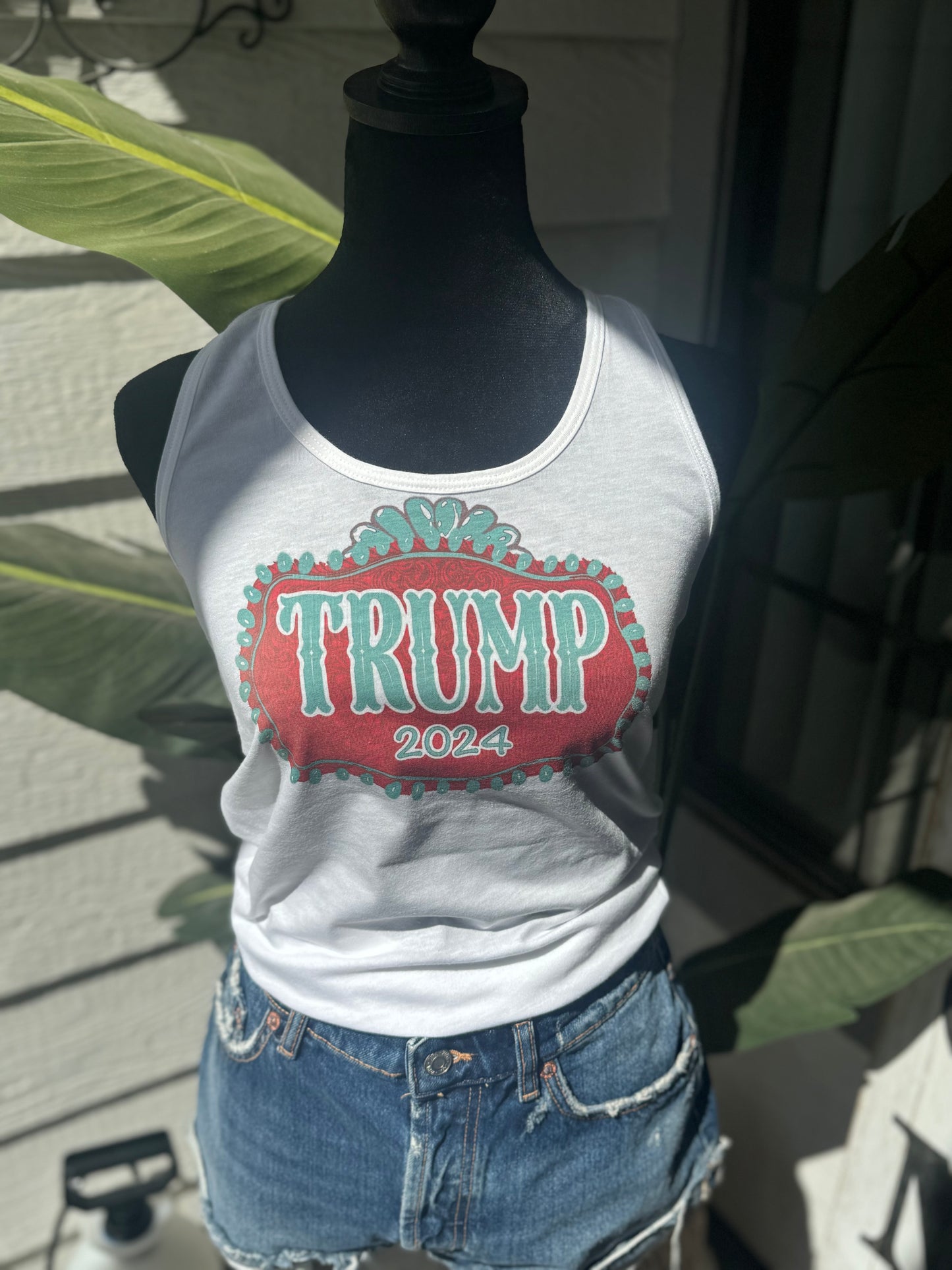 trump tank top